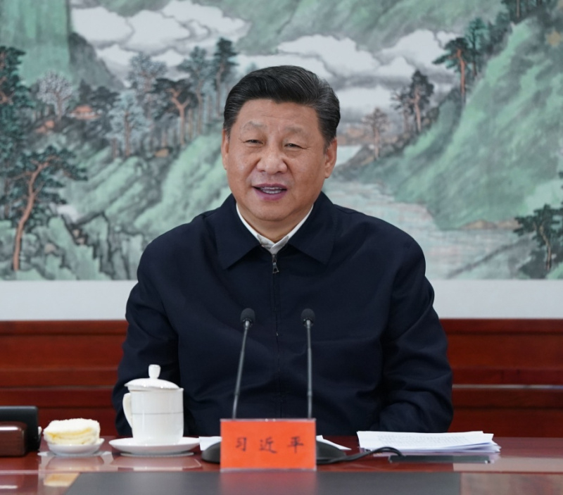2016年2月19日，習(xí)近平總書記在中央電視臺總控中心同工作人員親切握手。