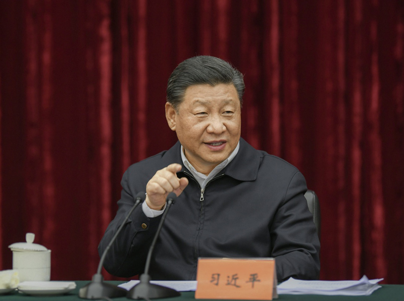 2019年4月15日至17日，中共中央總書記、國家主席、中央軍委主席習近平在重慶考察，并主持召開解決“兩不愁三保障”突出問題座談會。這是4月16日下午，習近平主持召開解決“兩不愁三保障”突出問題座談會并發(fā)表重要講話。新華社記者 謝環(huán)馳 攝