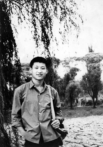 這是1972年，插隊(duì)回京探親時(shí)的習(xí)近平。